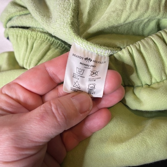 Brandy Melville Rosa Sweatpants - Picture 5 of 5